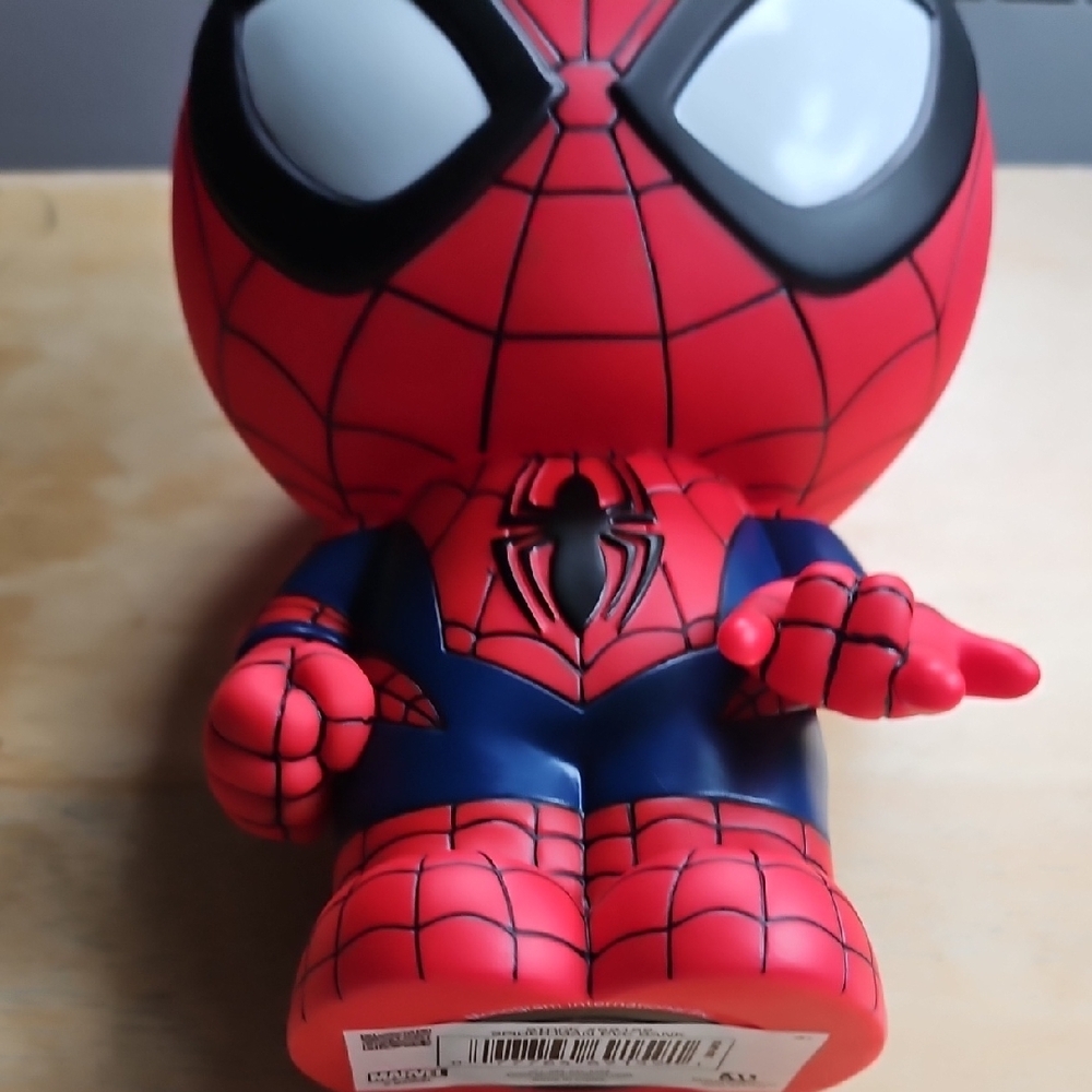 Spider-Man Figural Bank - Picture 4 of 12